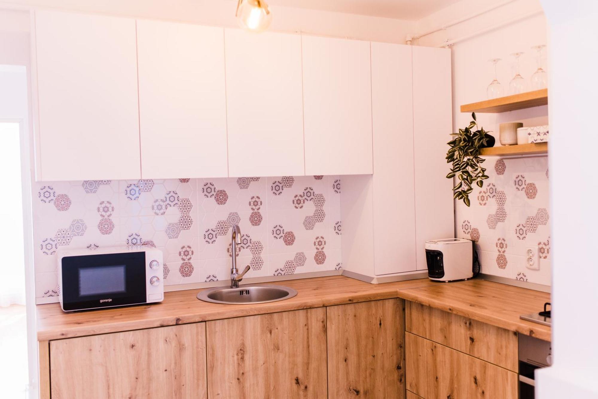 Riverside White Apartment Satu Mare Zewnętrze zdjęcie
